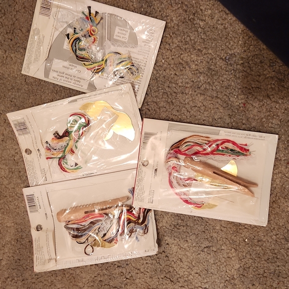 Lot of 4 vintage Angel cross stitch kit ornaments new - Picture 6 of 7